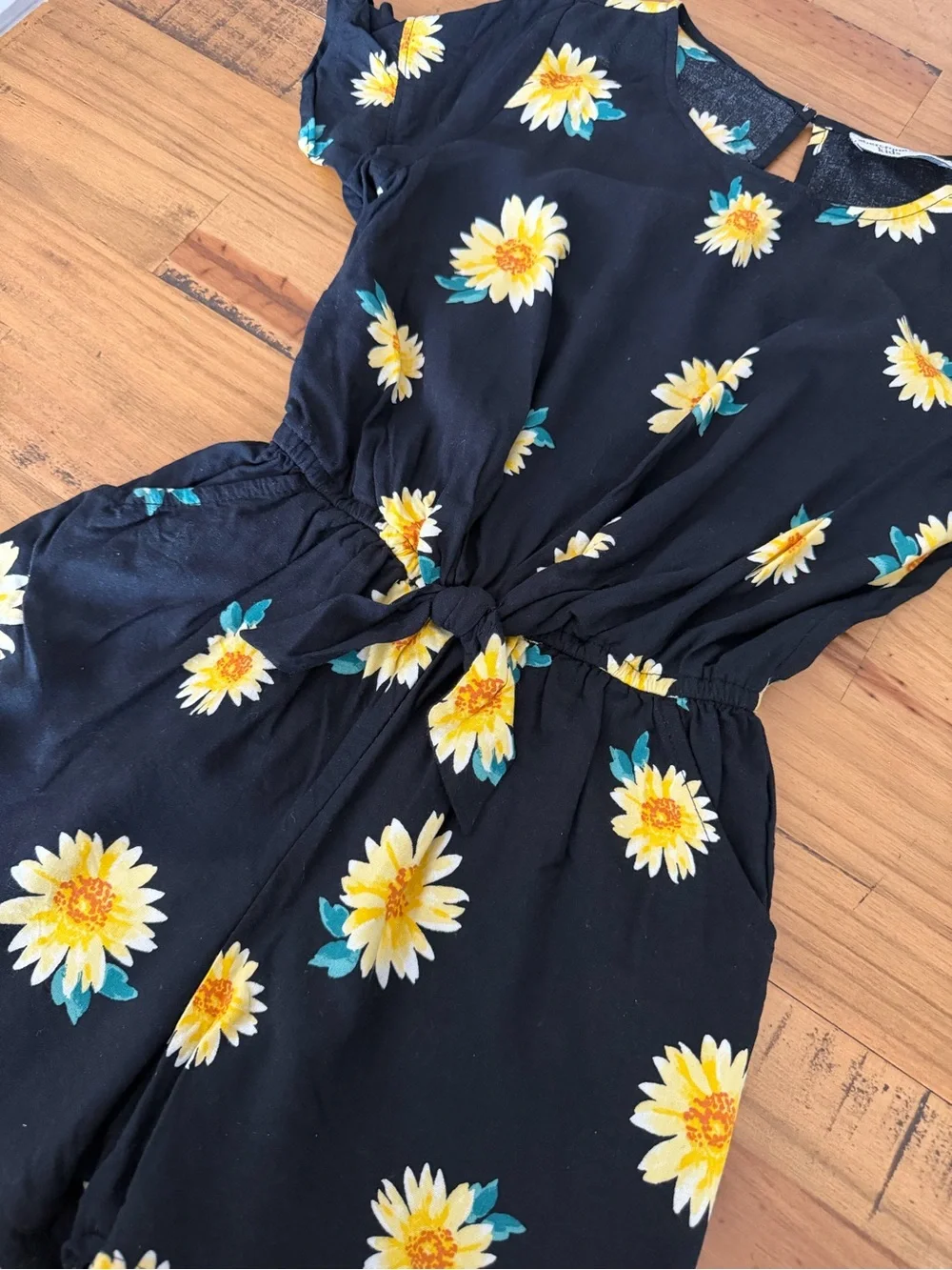 Abercrombie Girls Black Daisy Print Tie-Waist Romper